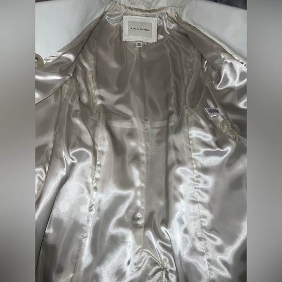 Banana Republic Women’s Long White Genuine Leather Coat. Fully Lined. Size XS - Picture 10 of 12